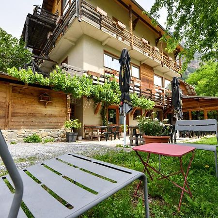 Hotel Restaurant Gites Les 5 Saisons Freissinieres ภายนอก รูปภาพ