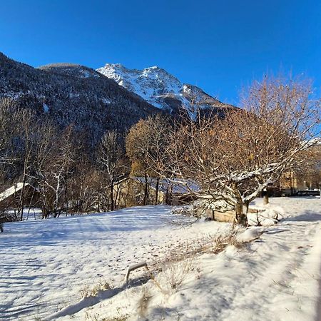 Hotel Restaurant Gites Les 5 Saisons Freissinieres ภายนอก รูปภาพ