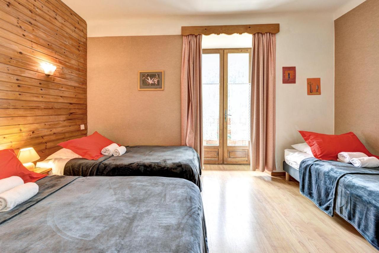 Hotel Restaurant Gites Les 5 Saisons Freissinieres ภายนอก รูปภาพ