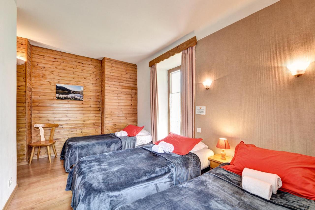 Hotel Restaurant Gites Les 5 Saisons Freissinieres ภายนอก รูปภาพ