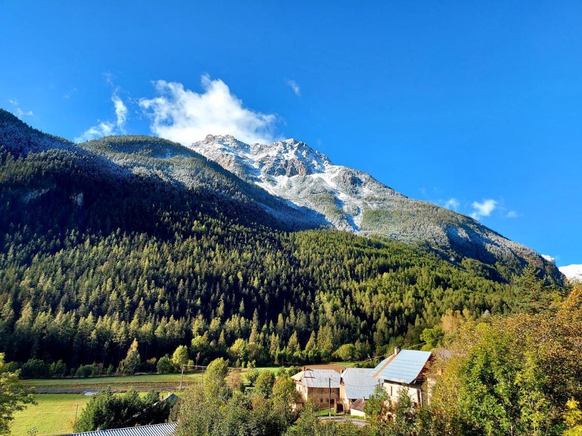 Hotel Restaurant Gites Les 5 Saisons Freissinieres ภายนอก รูปภาพ