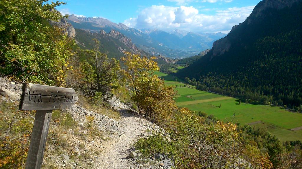Hotel Restaurant Gites Les 5 Saisons Freissinieres ภายนอก รูปภาพ